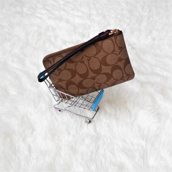 Coach Signature PVC Corner Zip  Khaki Mtlc Rasp - Picture 6 of 16